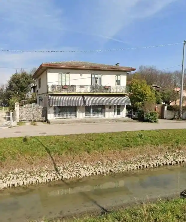 Appartamento in vendita a Camponogara