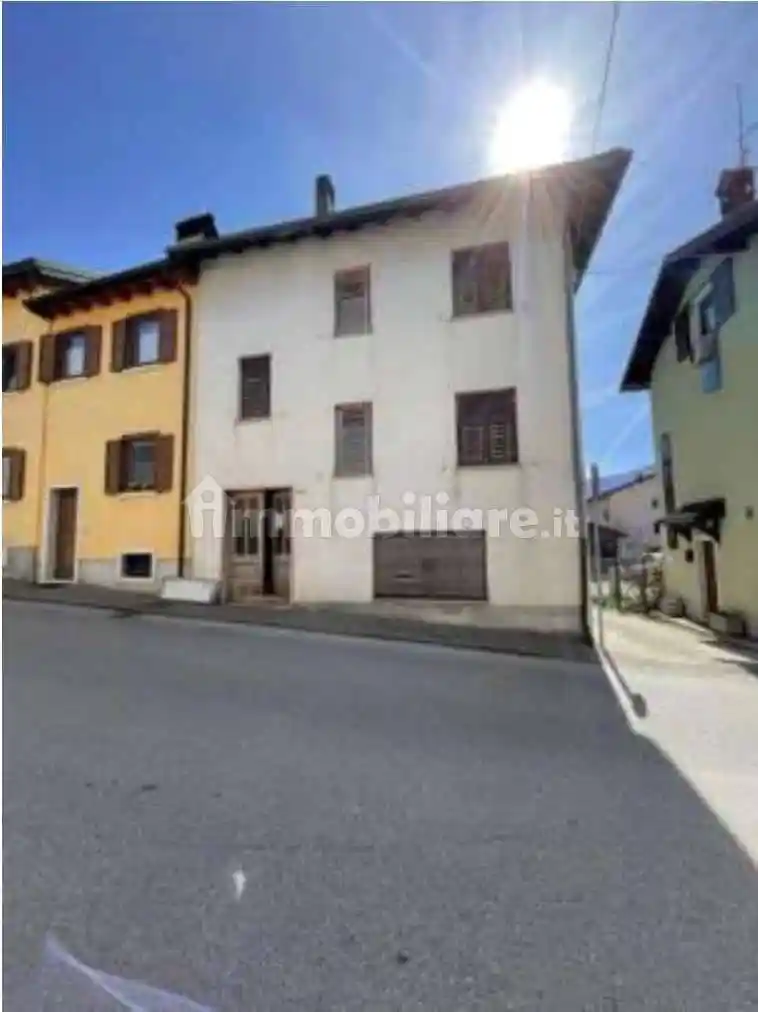 Appartamento in vendita a Sovramonte