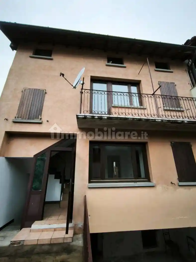 Casa indipendente in vendita a Casazza