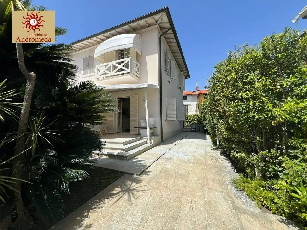 Villa in vendita a Forte dei Marmi