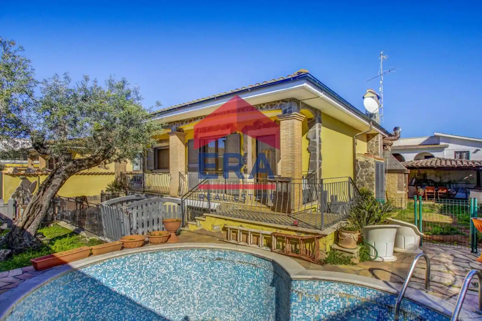 Villa in vendita a Ardea