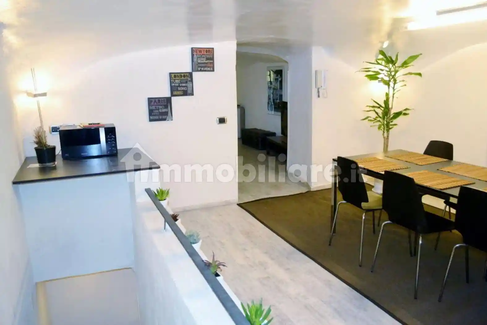 Appartamento in vendita a Napoli