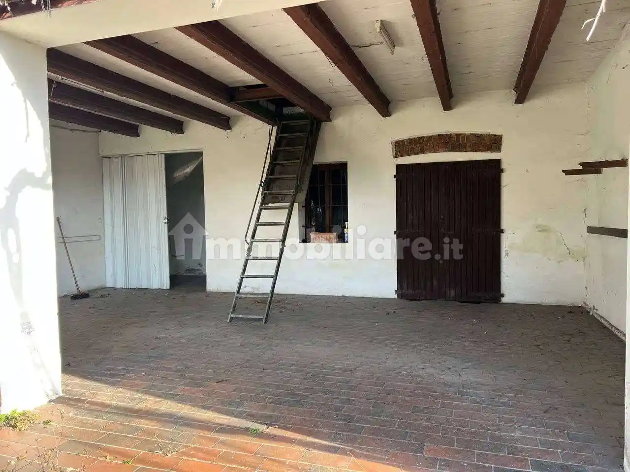 Rustico - Casale in vendita a Paese