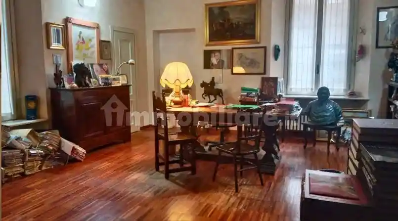 Appartamento in vendita a Piacenza