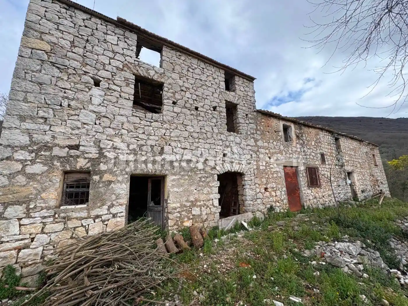 Rustico - Casale in vendita a Lenola