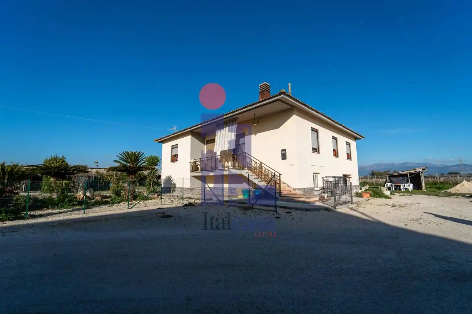 Villa in vendita a Cisterna di Latina