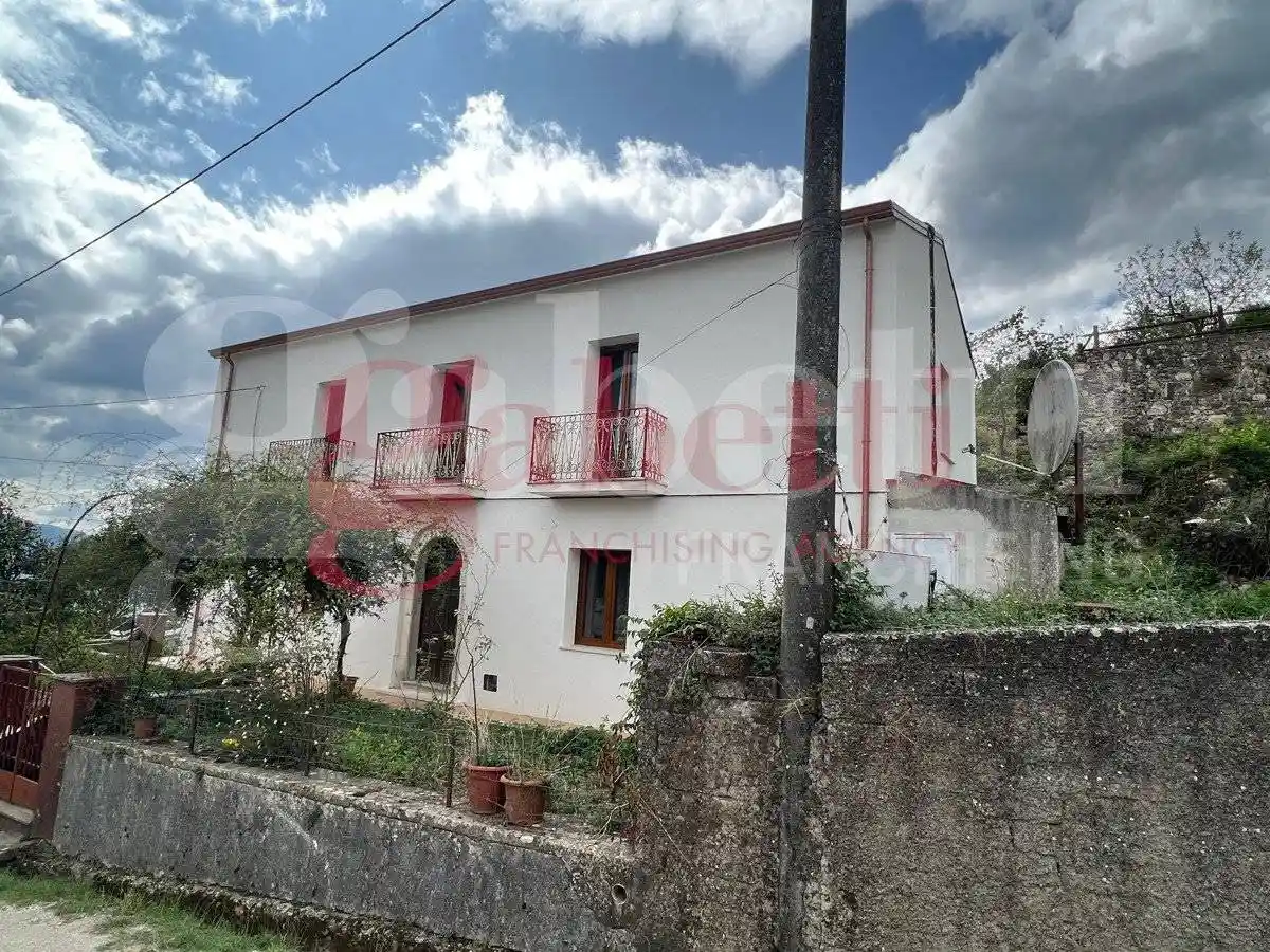 Casa indipendente in vendita a Pozzilli