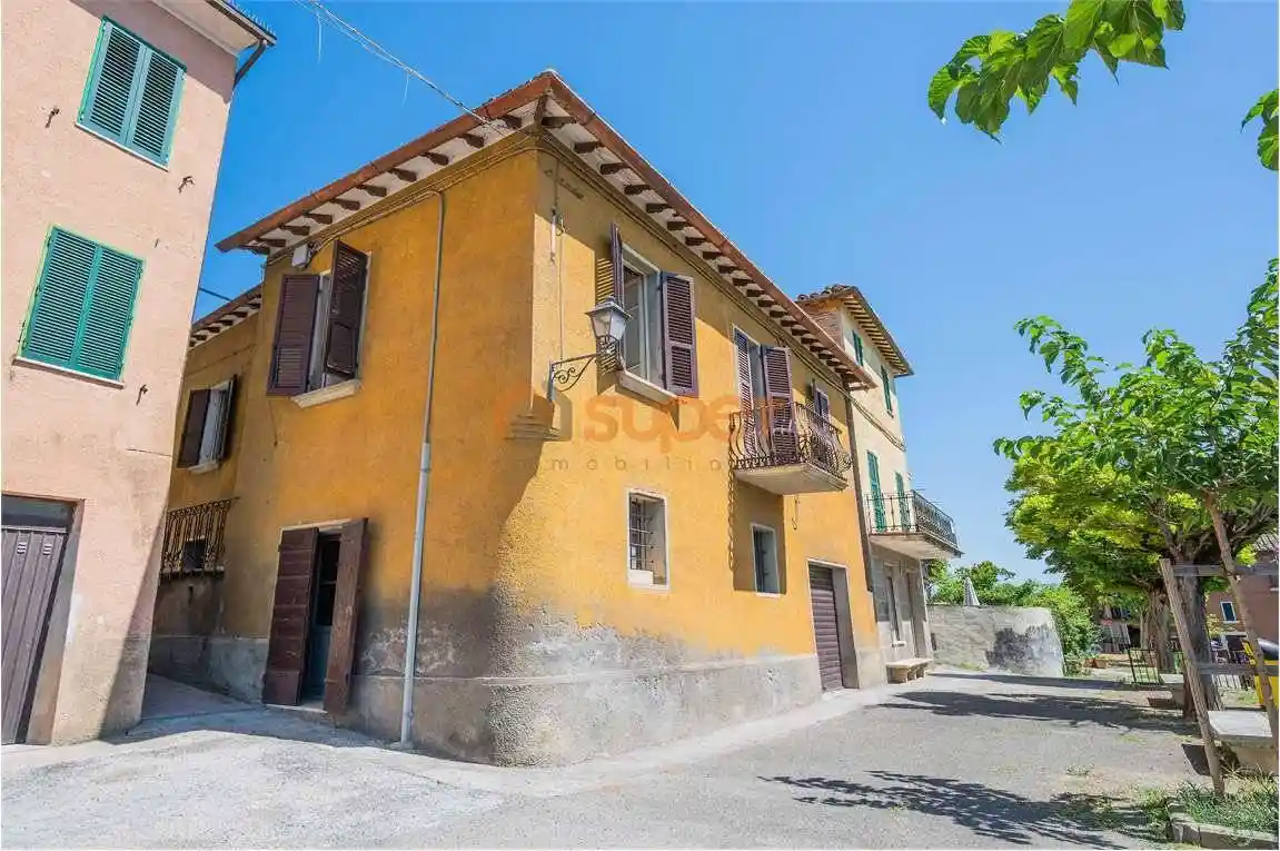 Casa indipendente in vendita a Perugia