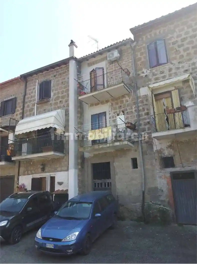 Appartamento in vendita a Villa San Giovanni in Tuscia