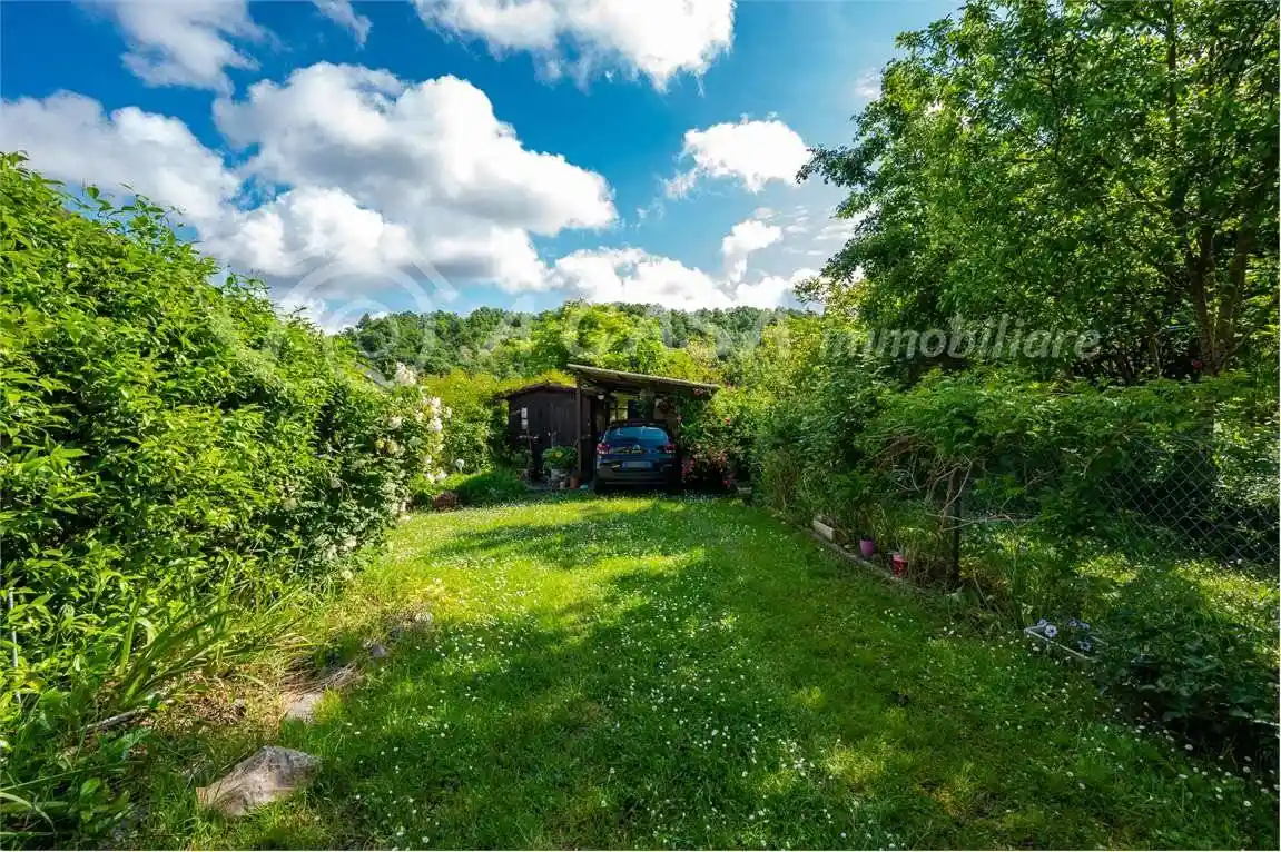 Casa indipendente in vendita a Medesano