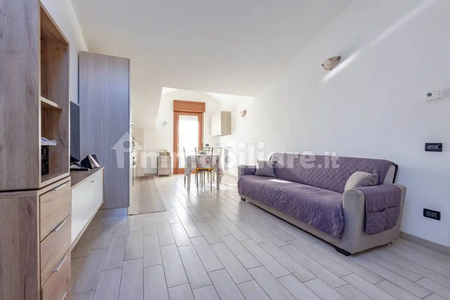 Appartamento in vendita a Cislago