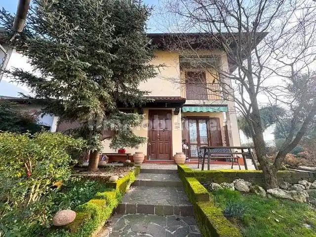 Villa in vendita a Borgo San Siro