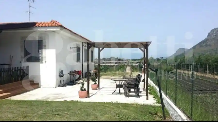 Casa indipendente in vendita a Terracina