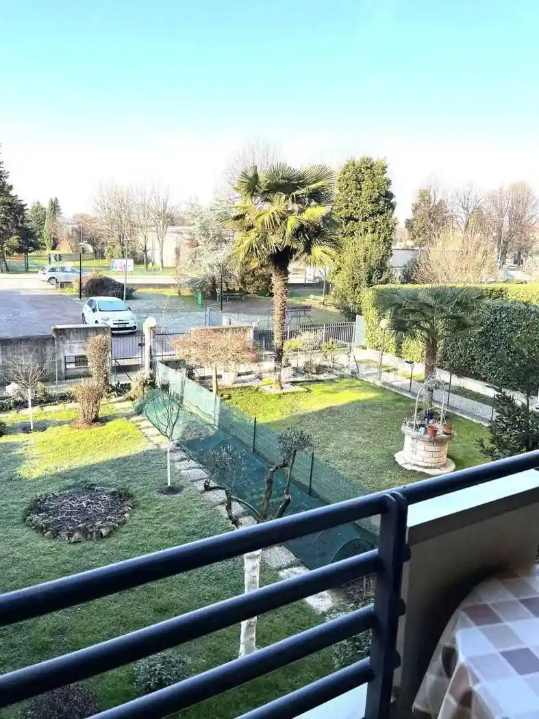 Appartamento in vendita a Osio Sopra