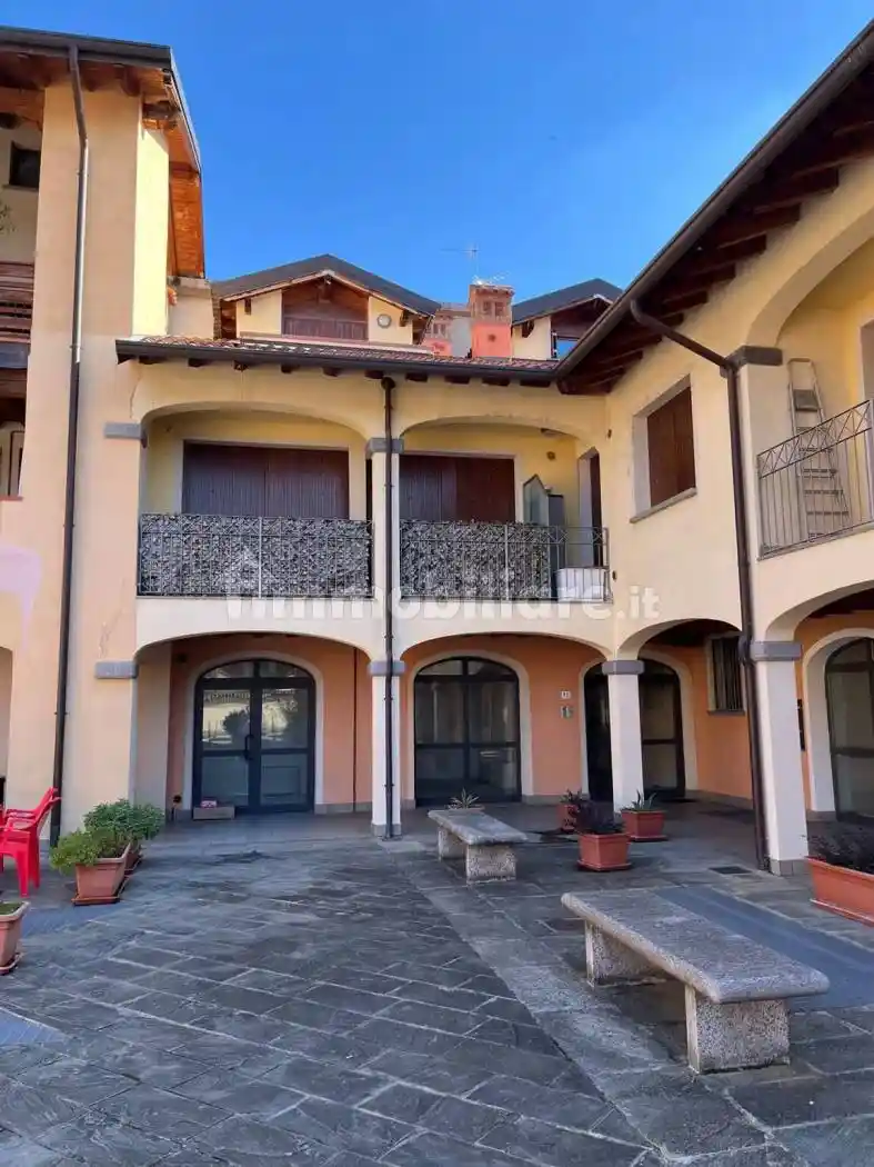 Appartamento in vendita a Osio Sopra