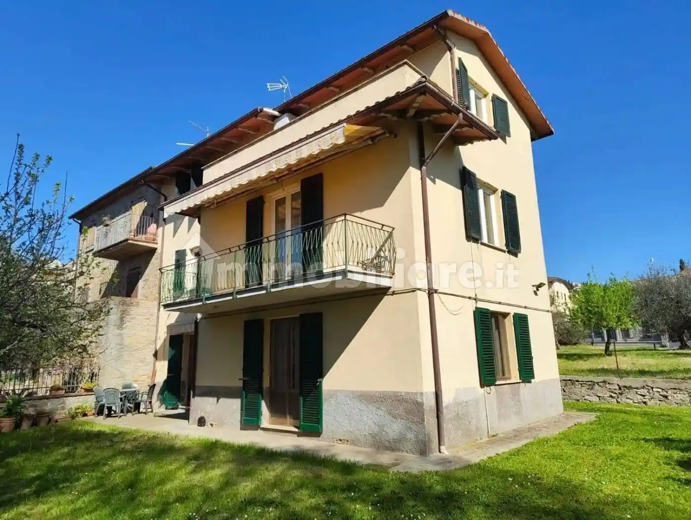 Villa in vendita a Tuoro sul Trasimeno