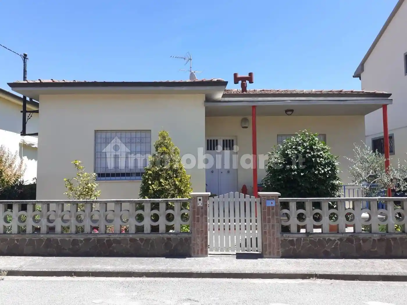 Villa in vendita a Cascina