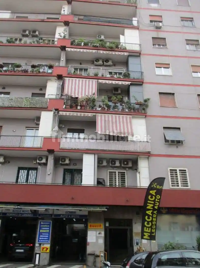 Appartamento in vendita a Napoli