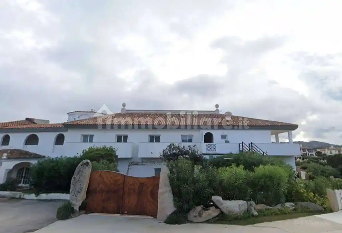 Appartamento in vendita a Arzachena