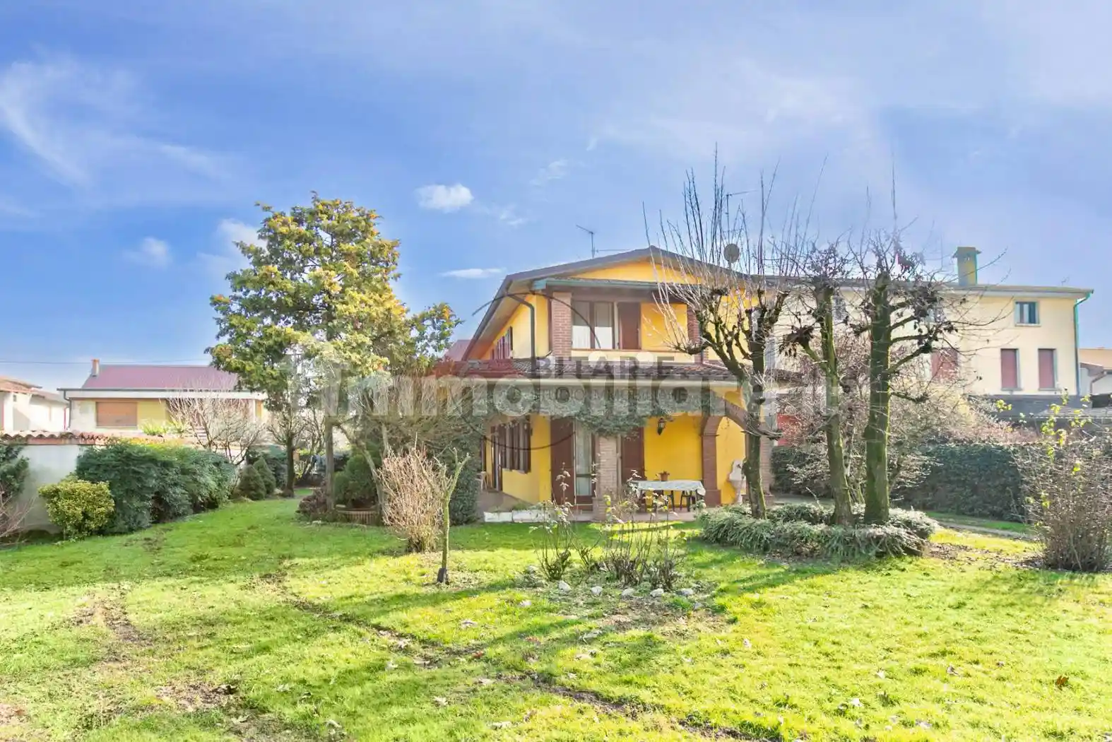 Villa in vendita a Borgo San Giacomo