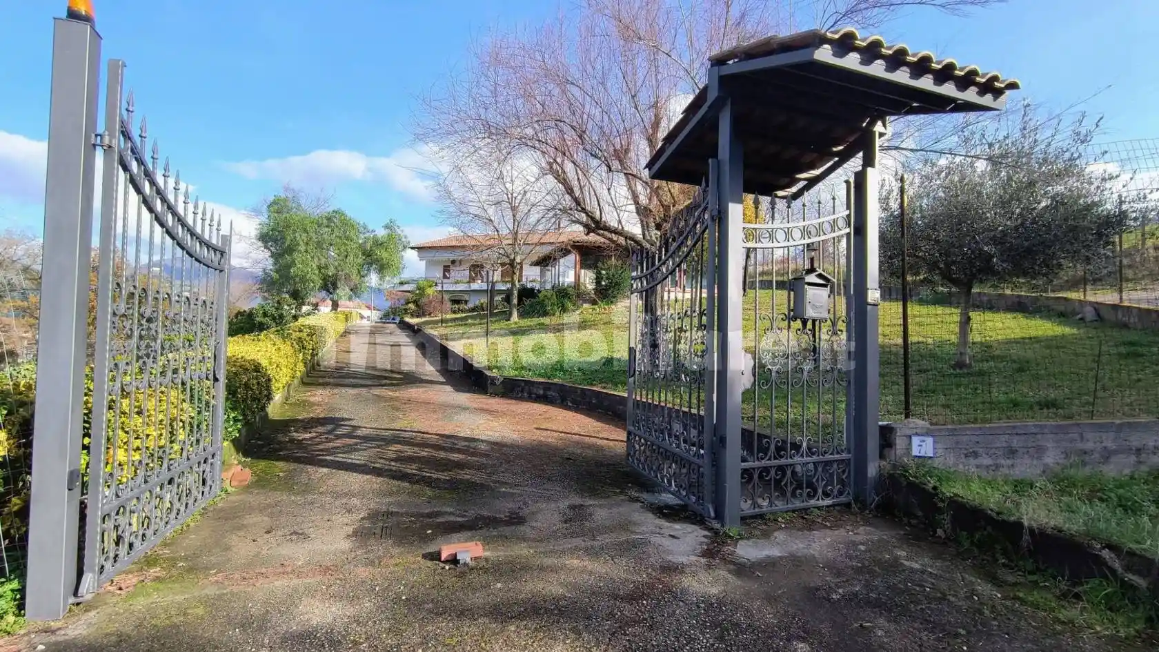 Villa in affitto a Giffoni Valle Piana