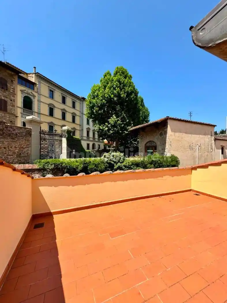 Appartamento in affitto a Firenze