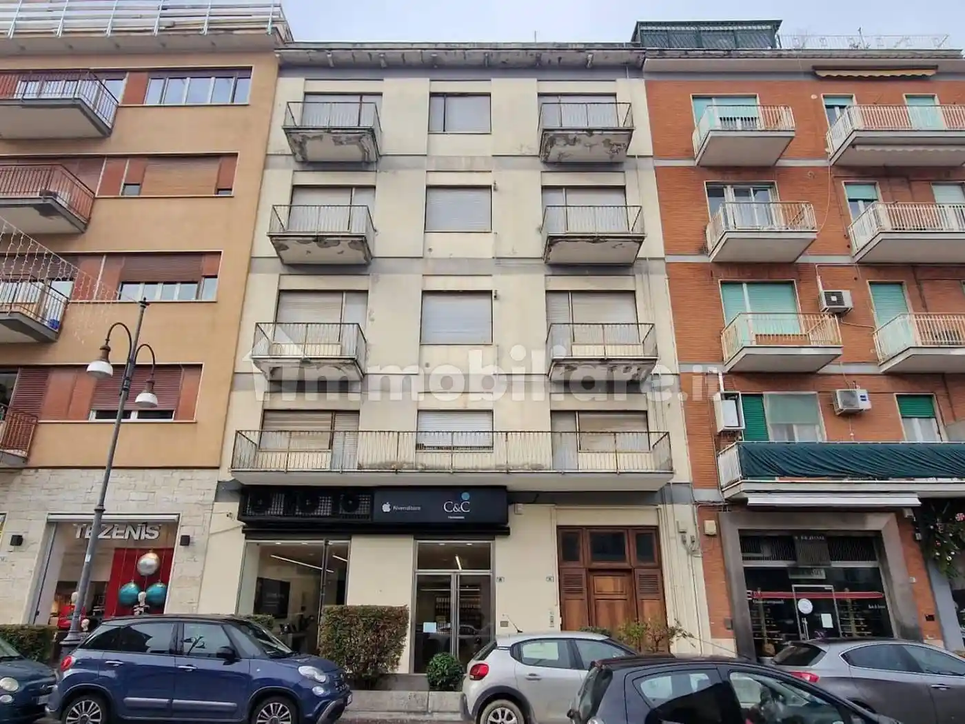 Palazzo - Edificio in vendita a Frosinone