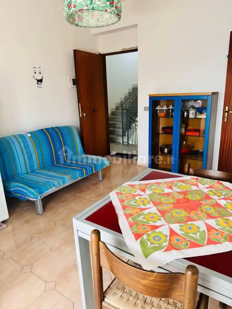 Appartamento in affitto a Letojanni