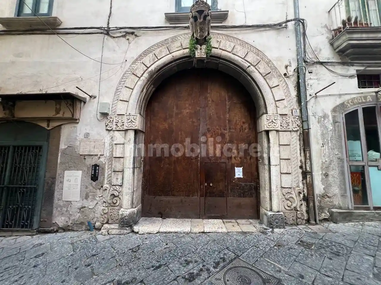 Appartamento in vendita a Salerno