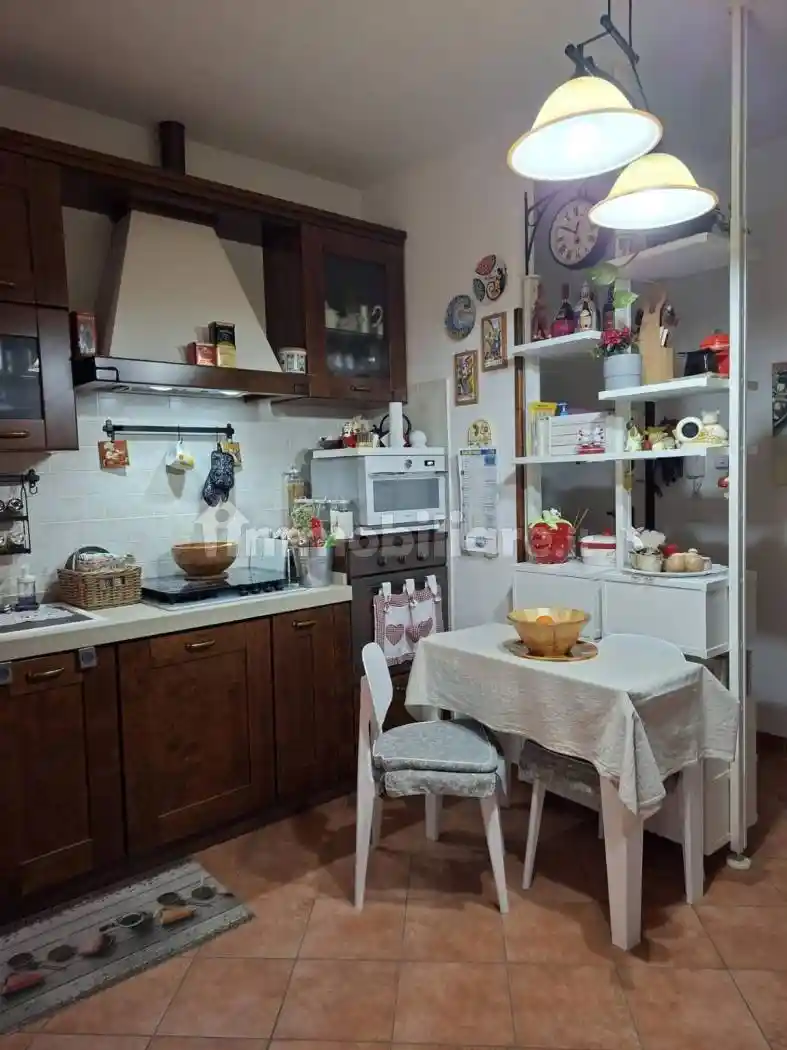 Appartamento in vendita a Collesalvetti