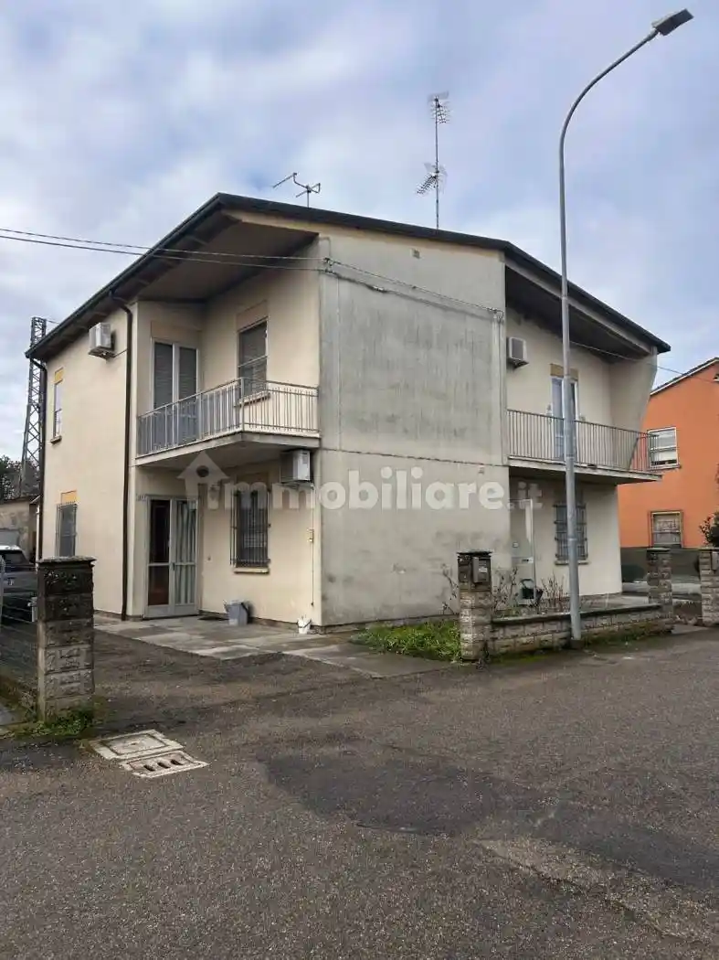 Villa in vendita a Conselice