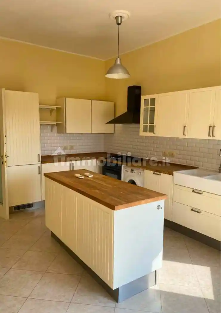 Appartamento in vendita a Parma