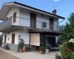Casa indipendente in vendita a Barbania