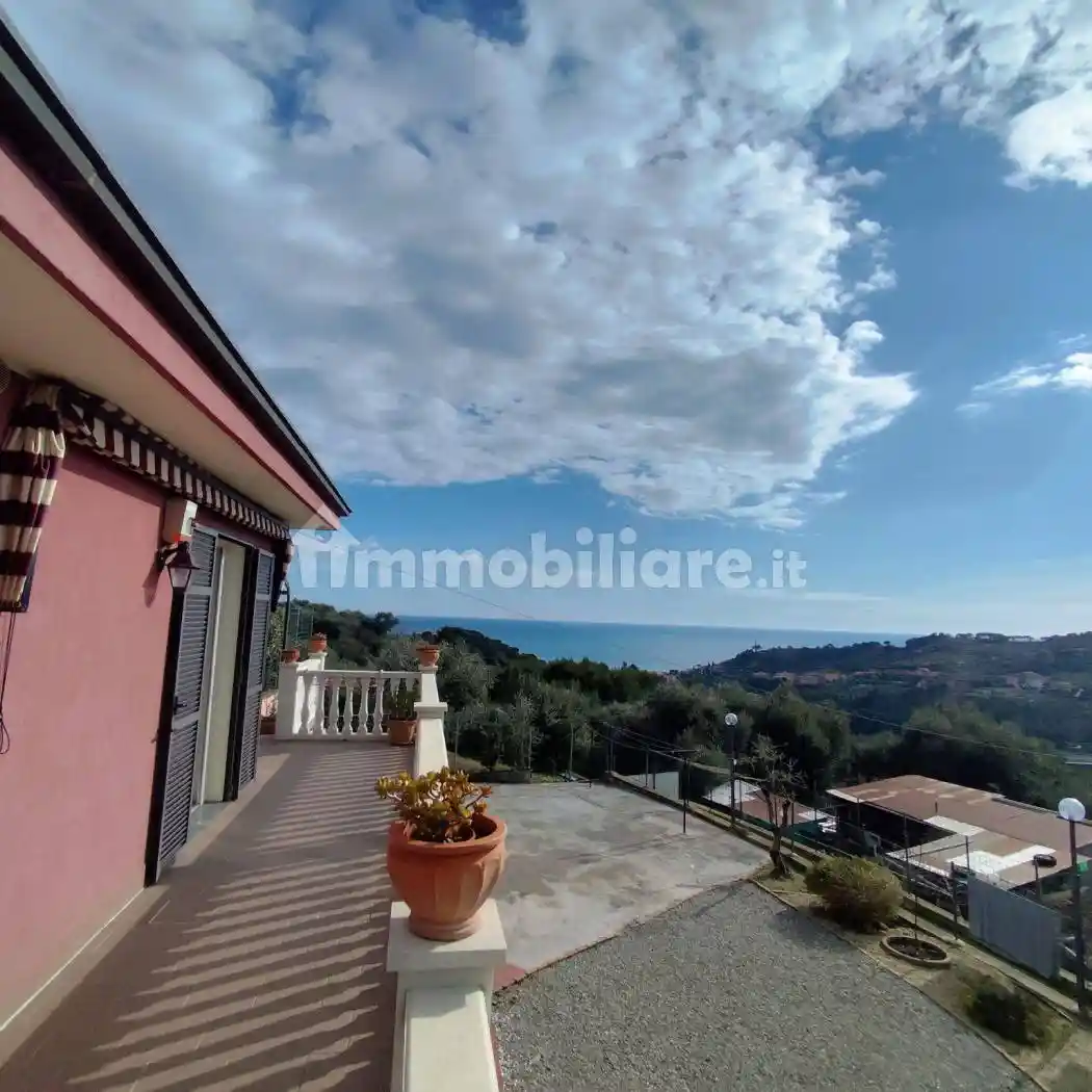 Villa in vendita a Civezza