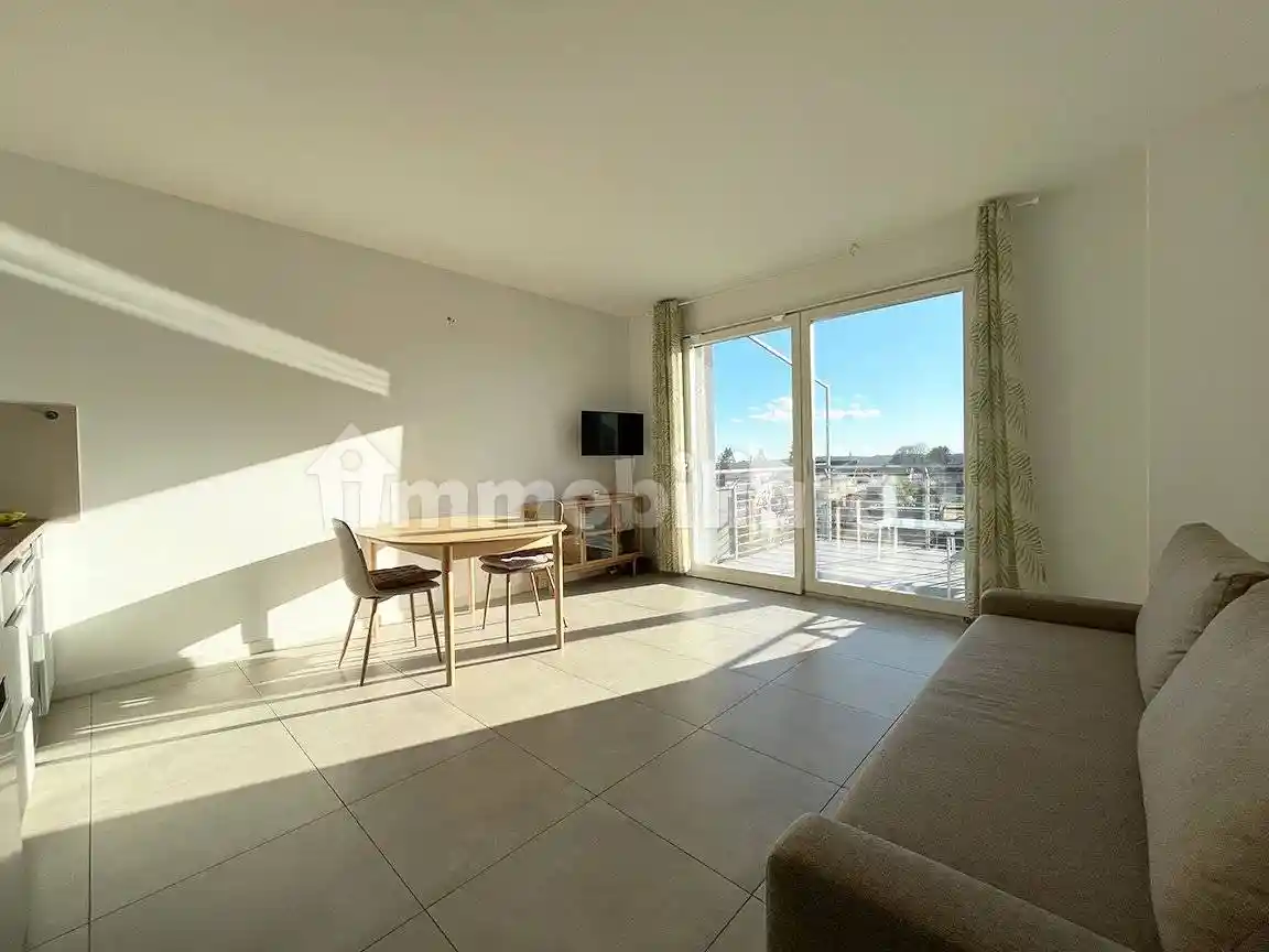 Appartamento in vendita a Bizzarone