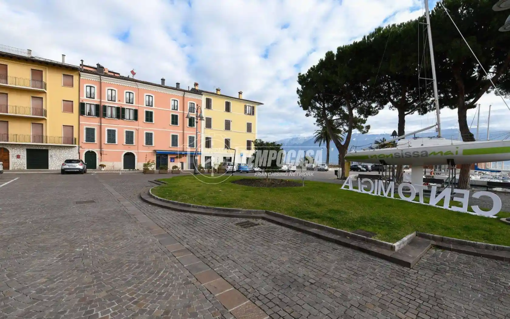 Appartamento in vendita a Gargnano