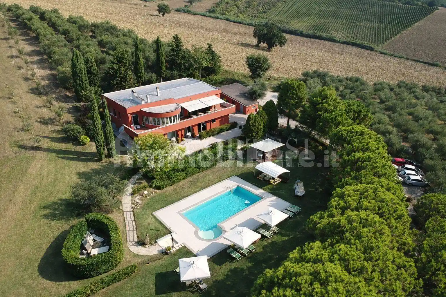 Villa in vendita a Morro d'Alba