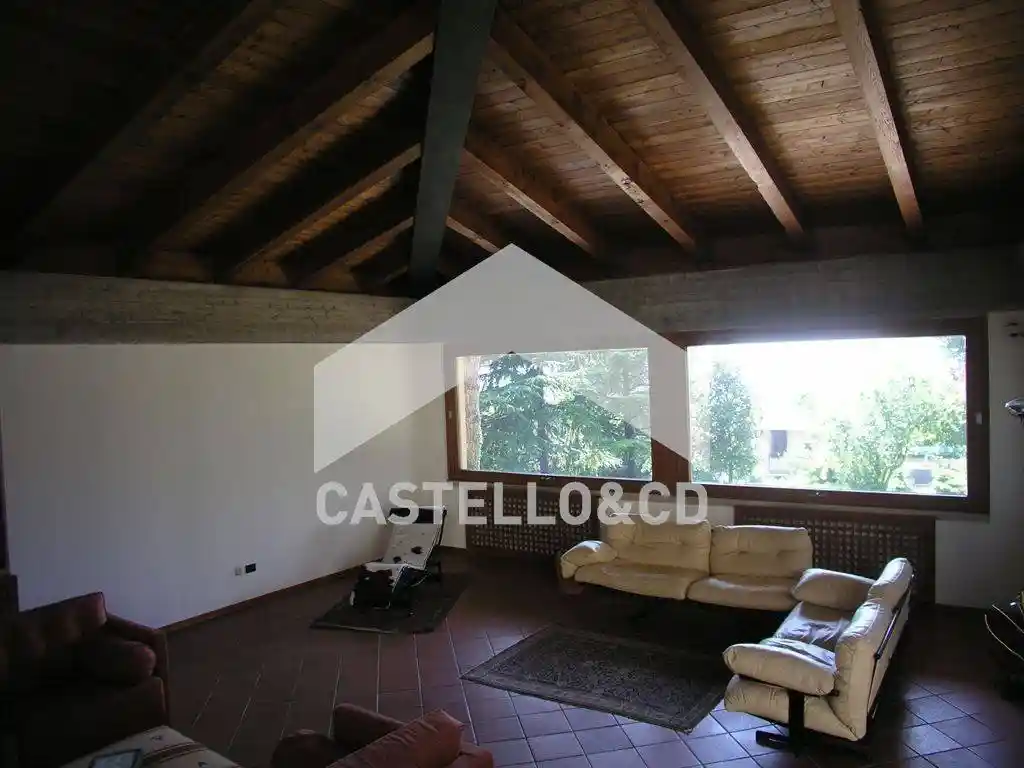 Villa in vendita a Cellatica