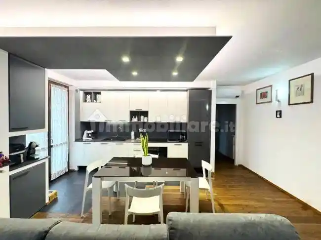 Appartamento in vendita a Osio Sopra