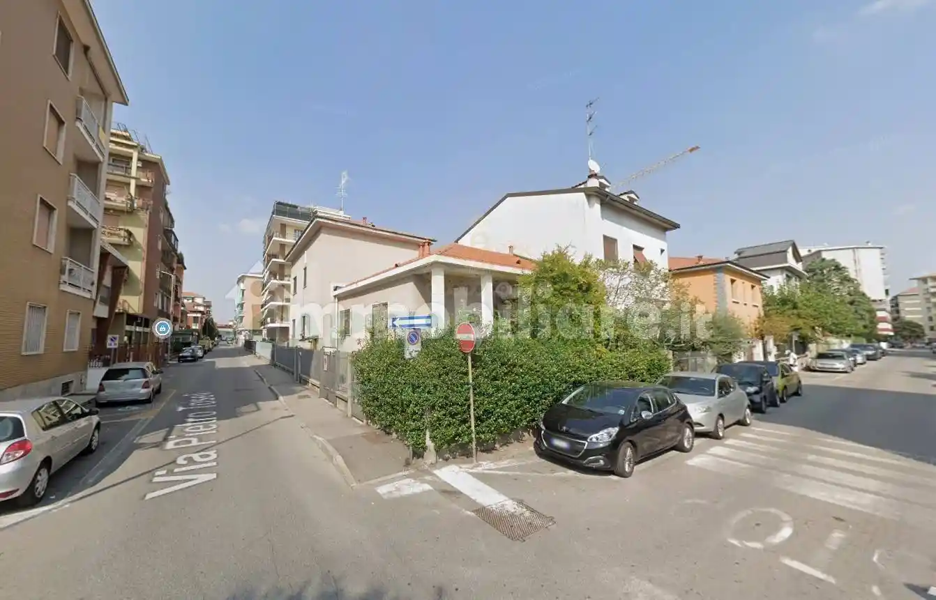 Villa in vendita a Bresso