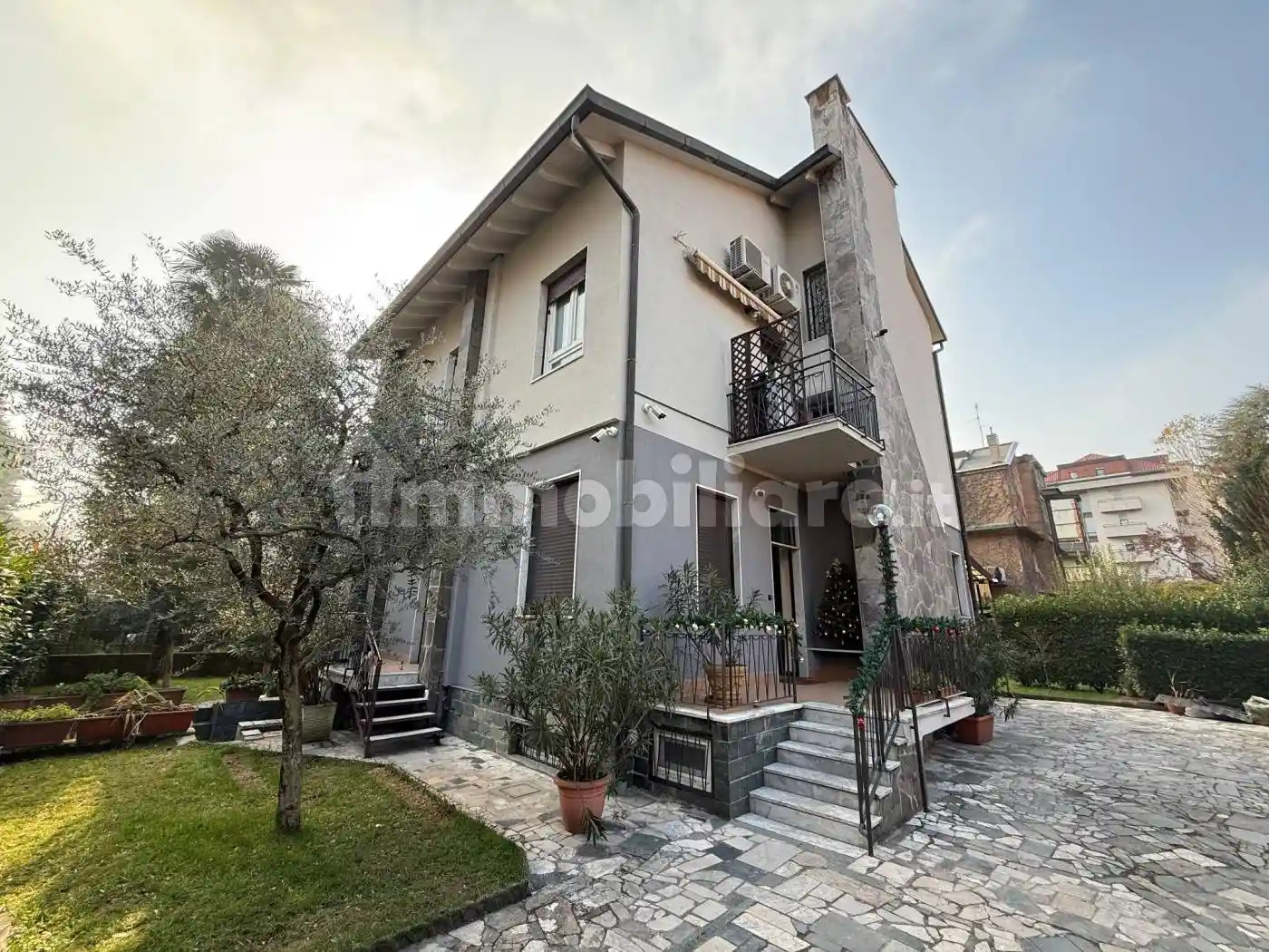 Appartamento in affitto a Monza