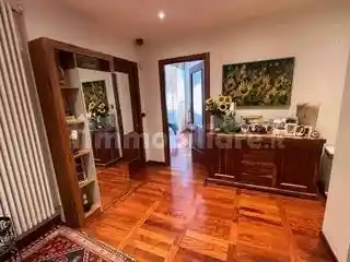 Appartamento in vendita a Piacenza