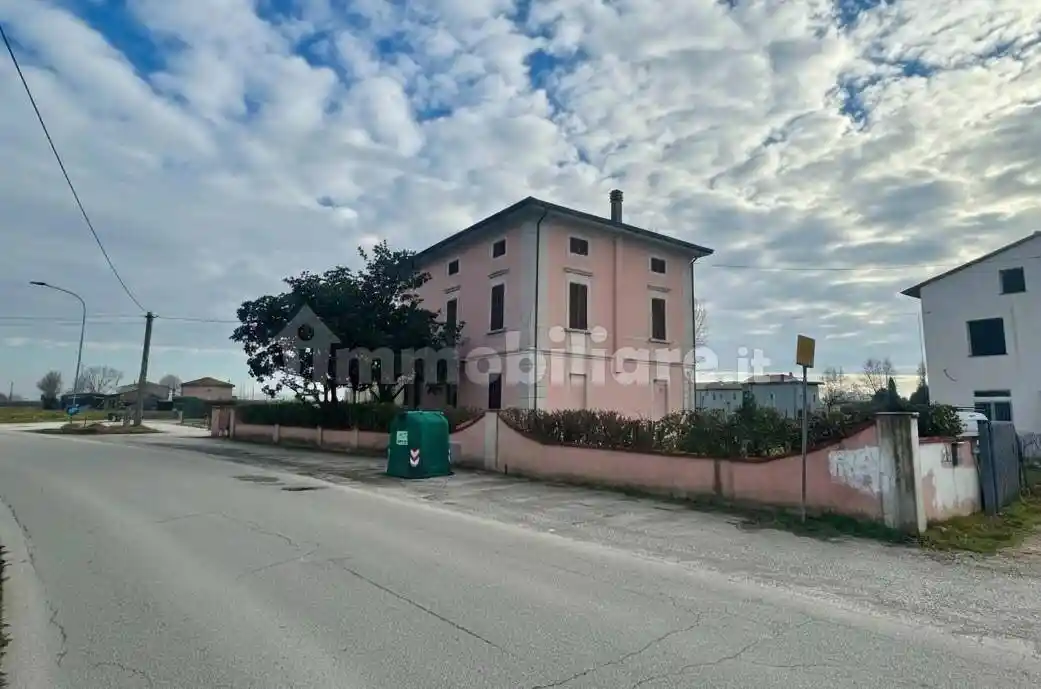 Casa indipendente in vendita a Santa Maria a Monte