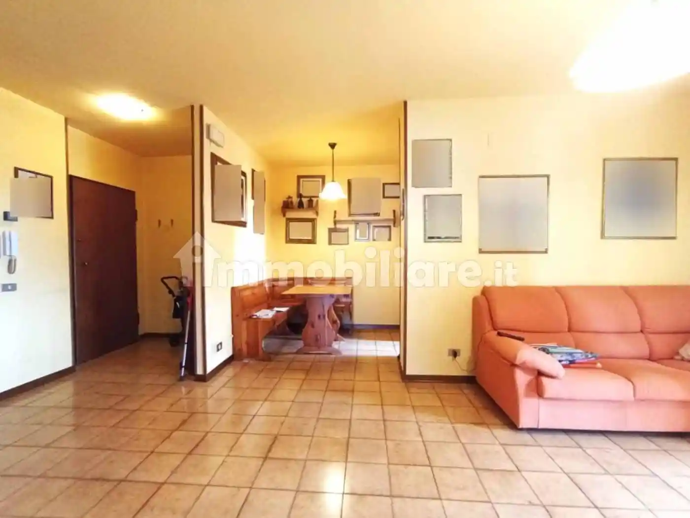 Appartamento in vendita a Cascina