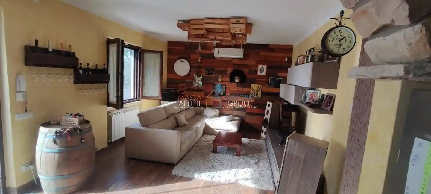 Villetta a schiera in vendita a Massa