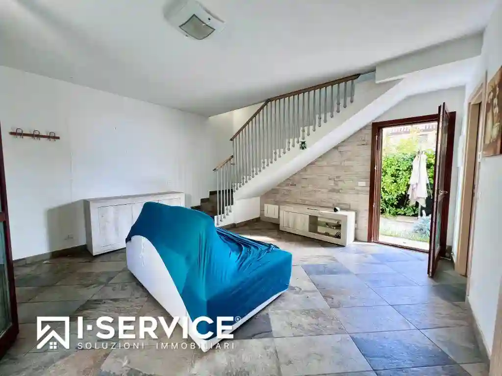 Villetta a schiera - foto 2