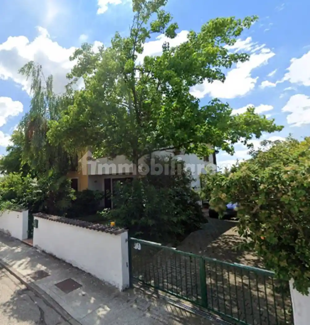 Villa in vendita a Curtatone