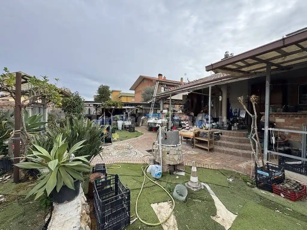 Villa in vendita a Roma