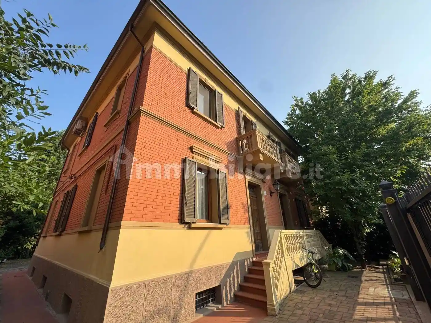 Villa in vendita a Bologna