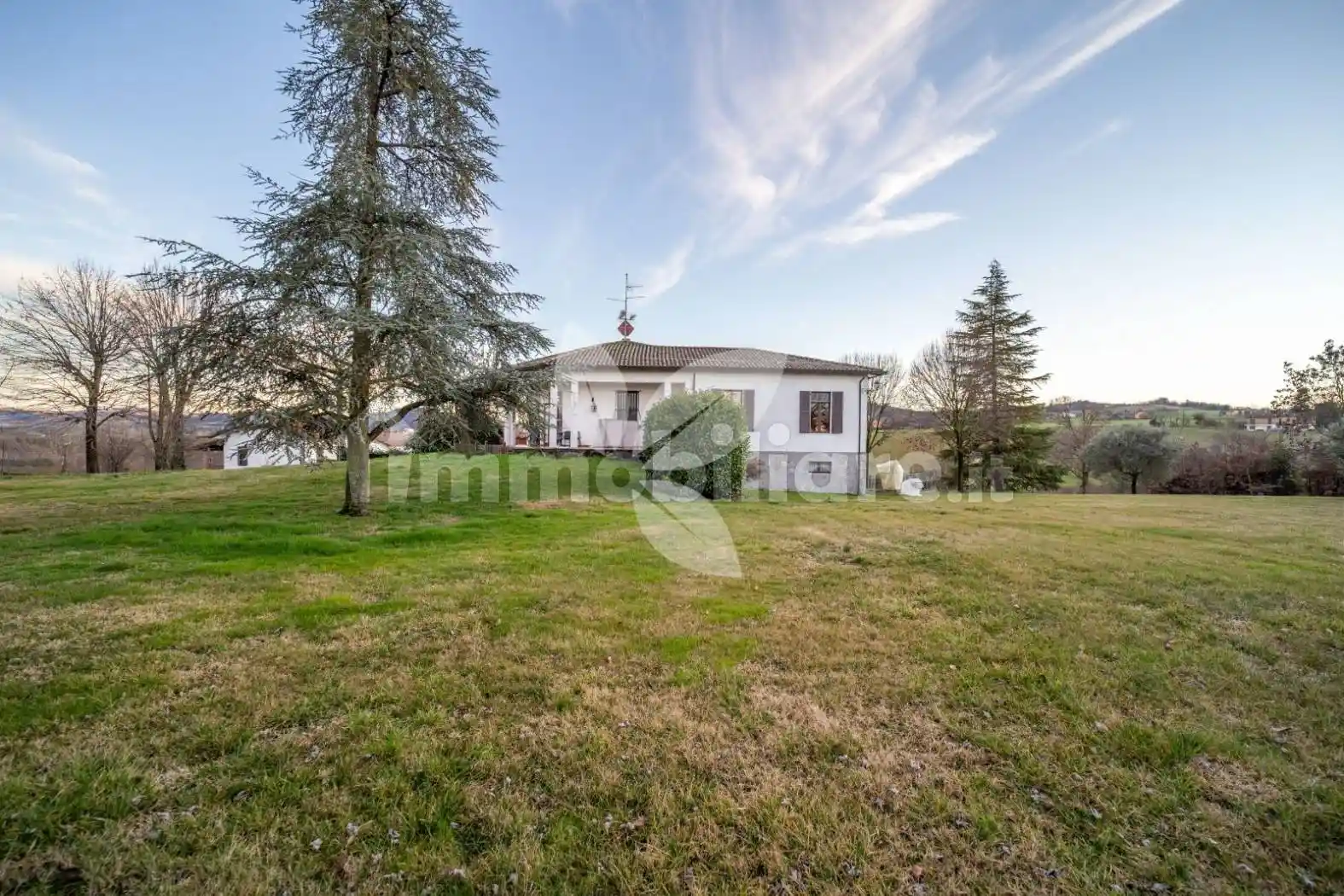 Villa in vendita a Traversetolo